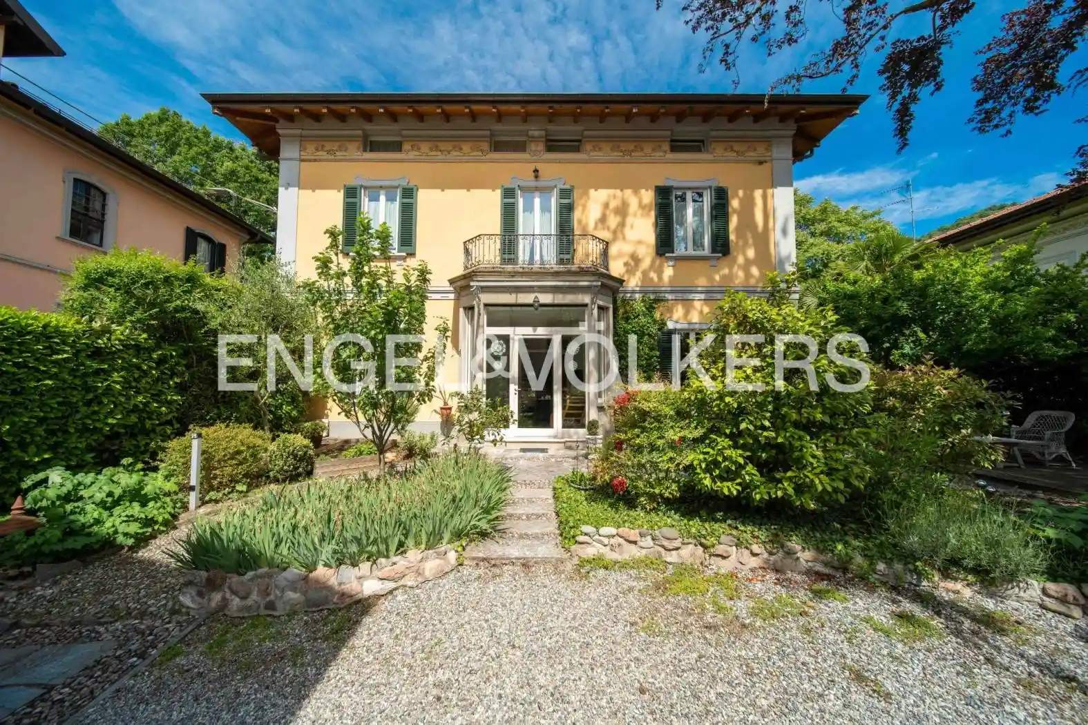 Villa in vendita a Induno Olona