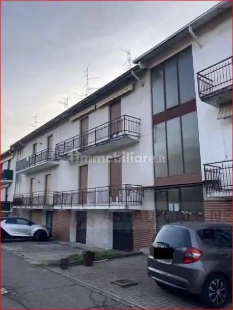 Appartamento in vendita a Malnate