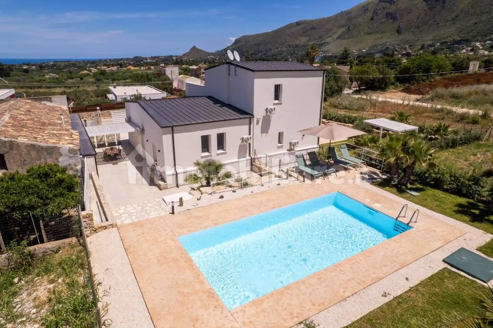 Villa in vendita a Castellammare del Golfo