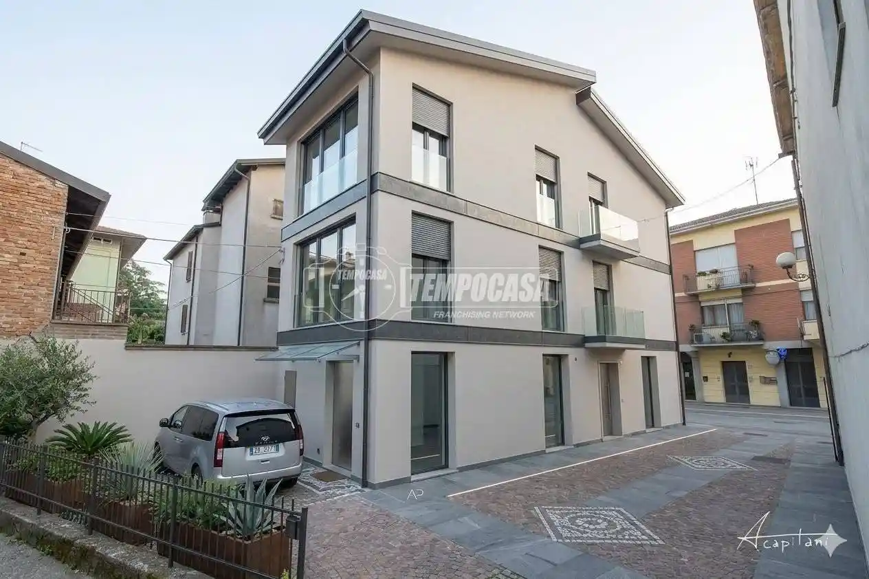 Casa indipendente in vendita a Quattro Castella