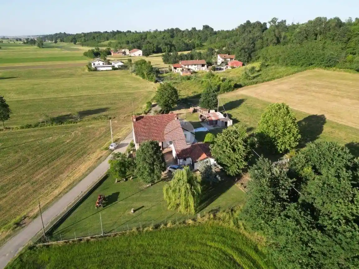 Casa indipendente in vendita a Trinità