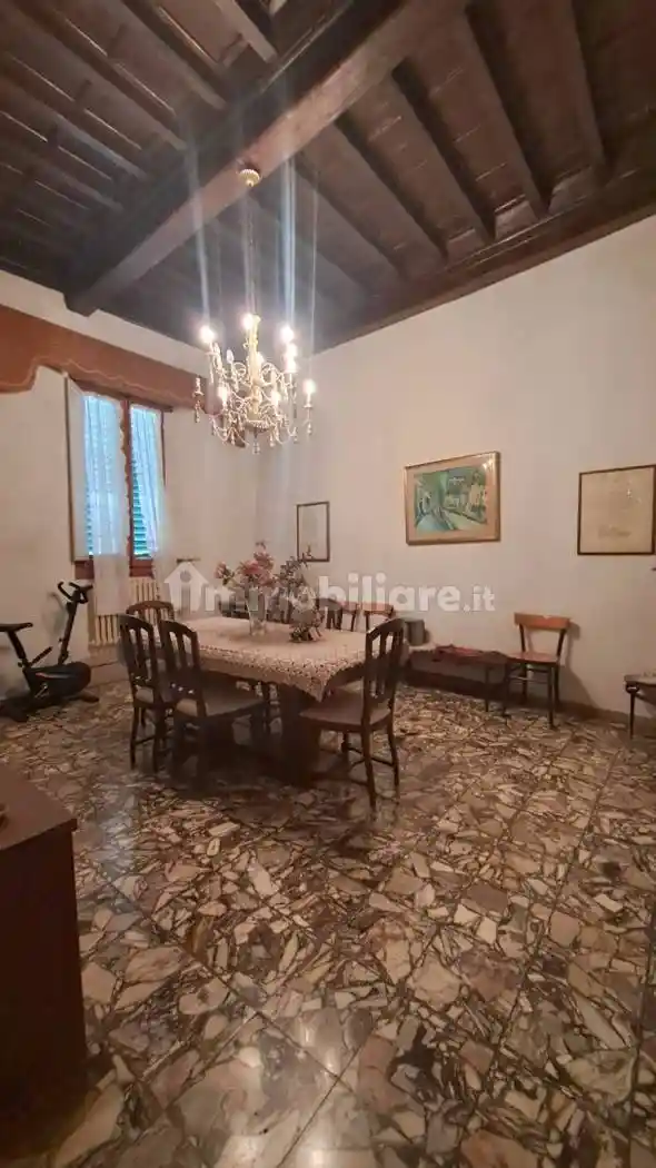 Appartamento in vendita a Prato