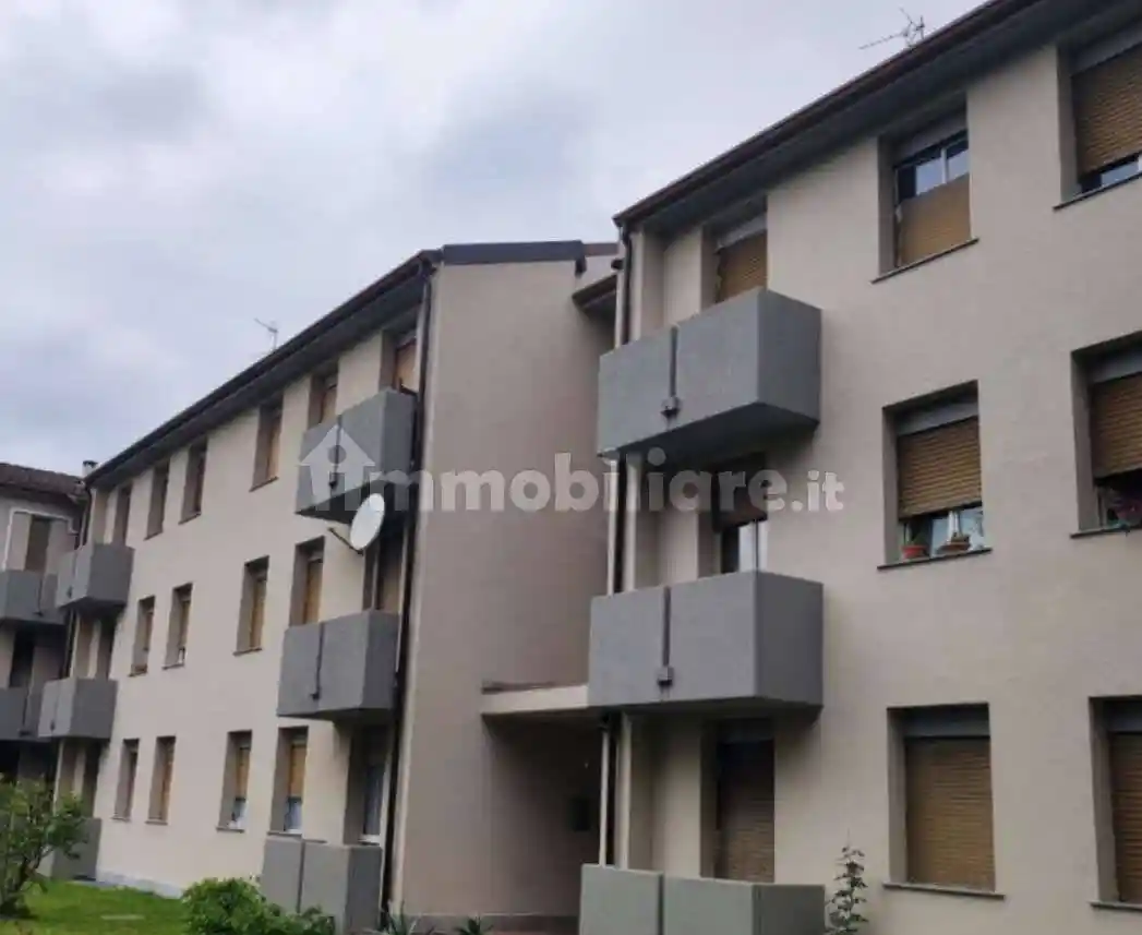 Appartamento in vendita a Ferno
