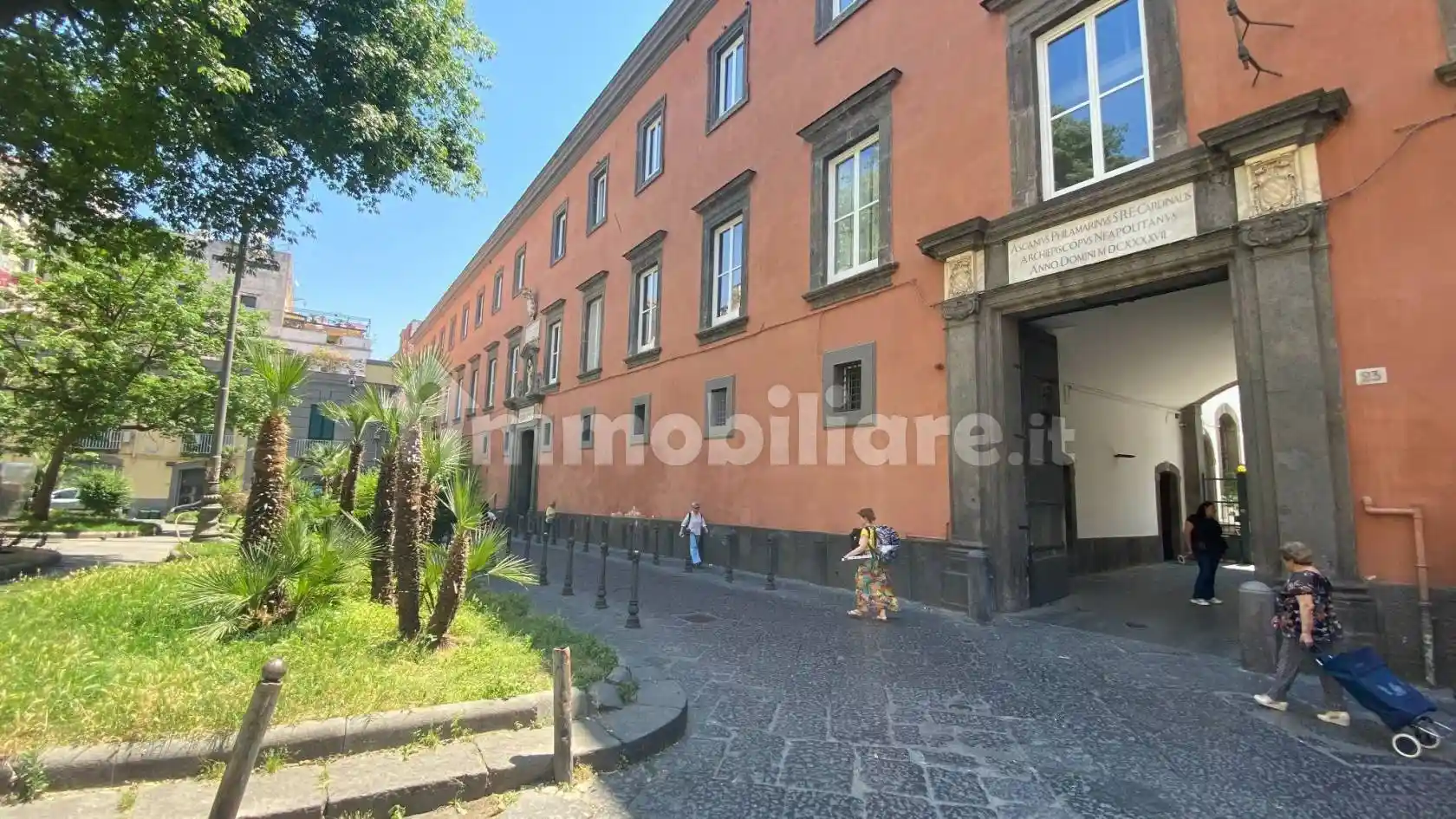 Appartamento in vendita a Napoli