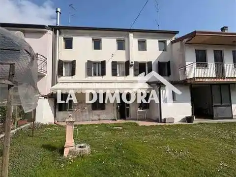 Villa in vendita a Moriago della Battaglia