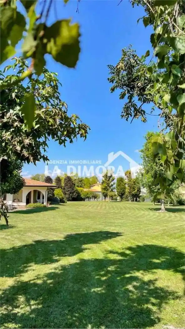 Villa in vendita a Cimadolmo