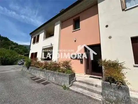 Appartamento in vendita a Miane