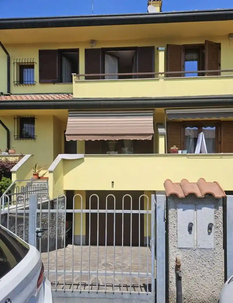 Villetta a schiera in vendita a Parabiago