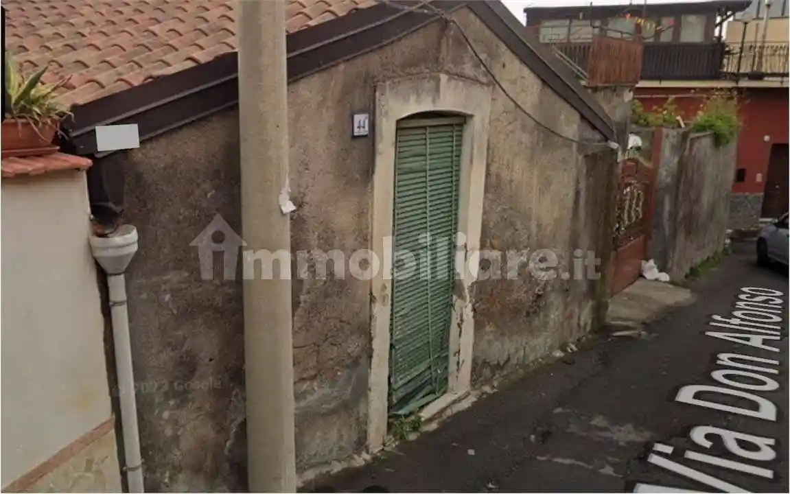 Appartamento in vendita a Aci Catena