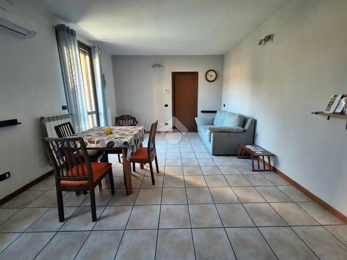 Appartamento in vendita a Cornate d'Adda