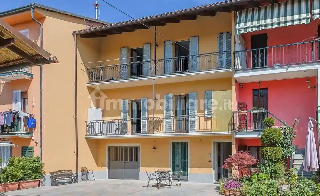 Villetta a schiera in vendita a Canale