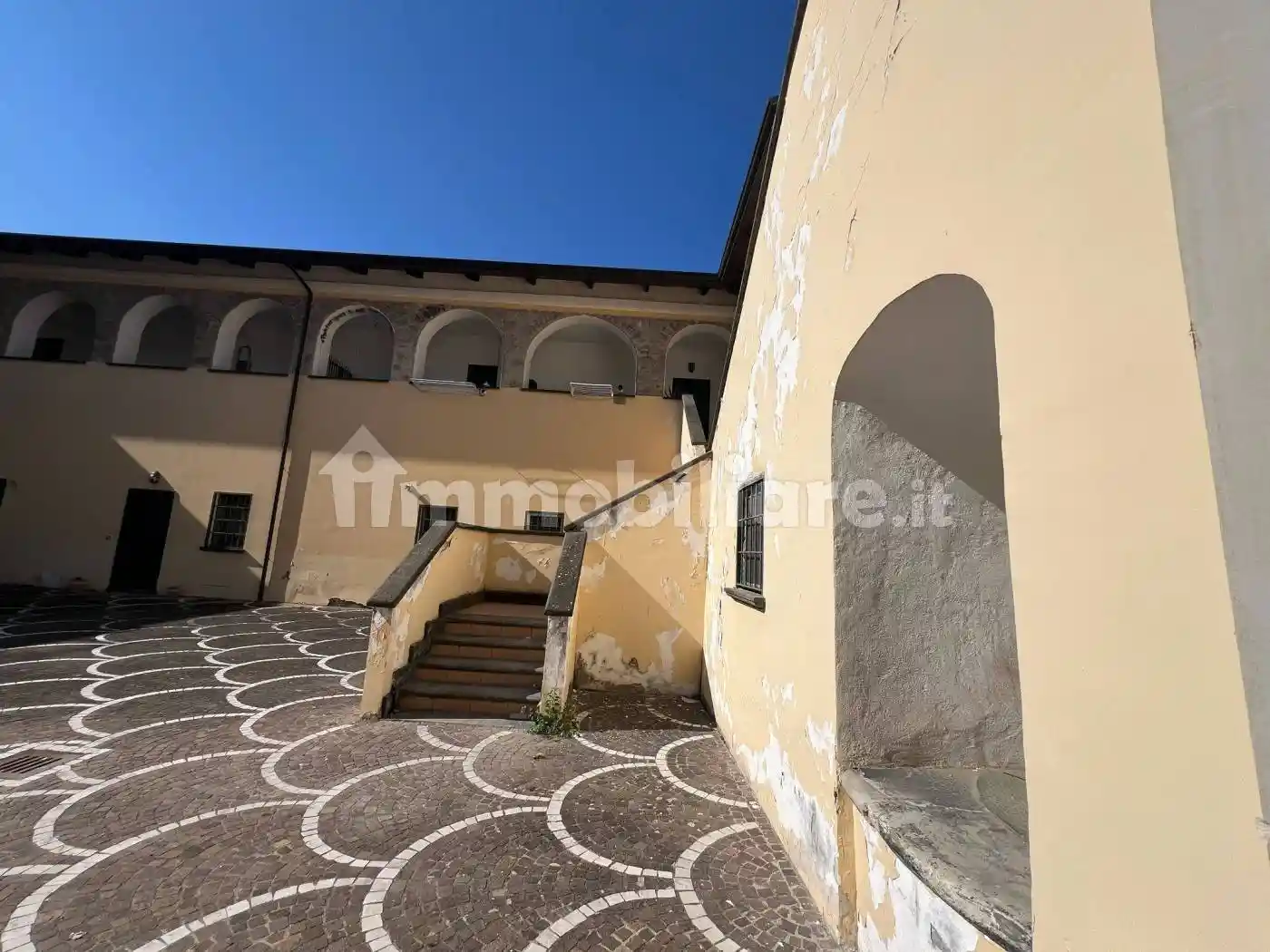 Appartamento in affitto a Salerno