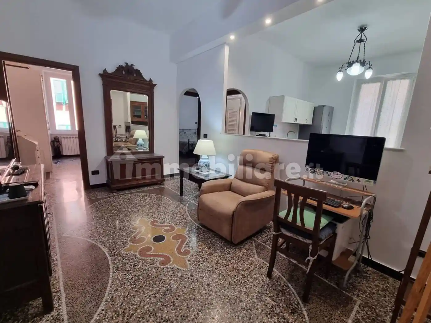 Appartamento in vendita a Genova