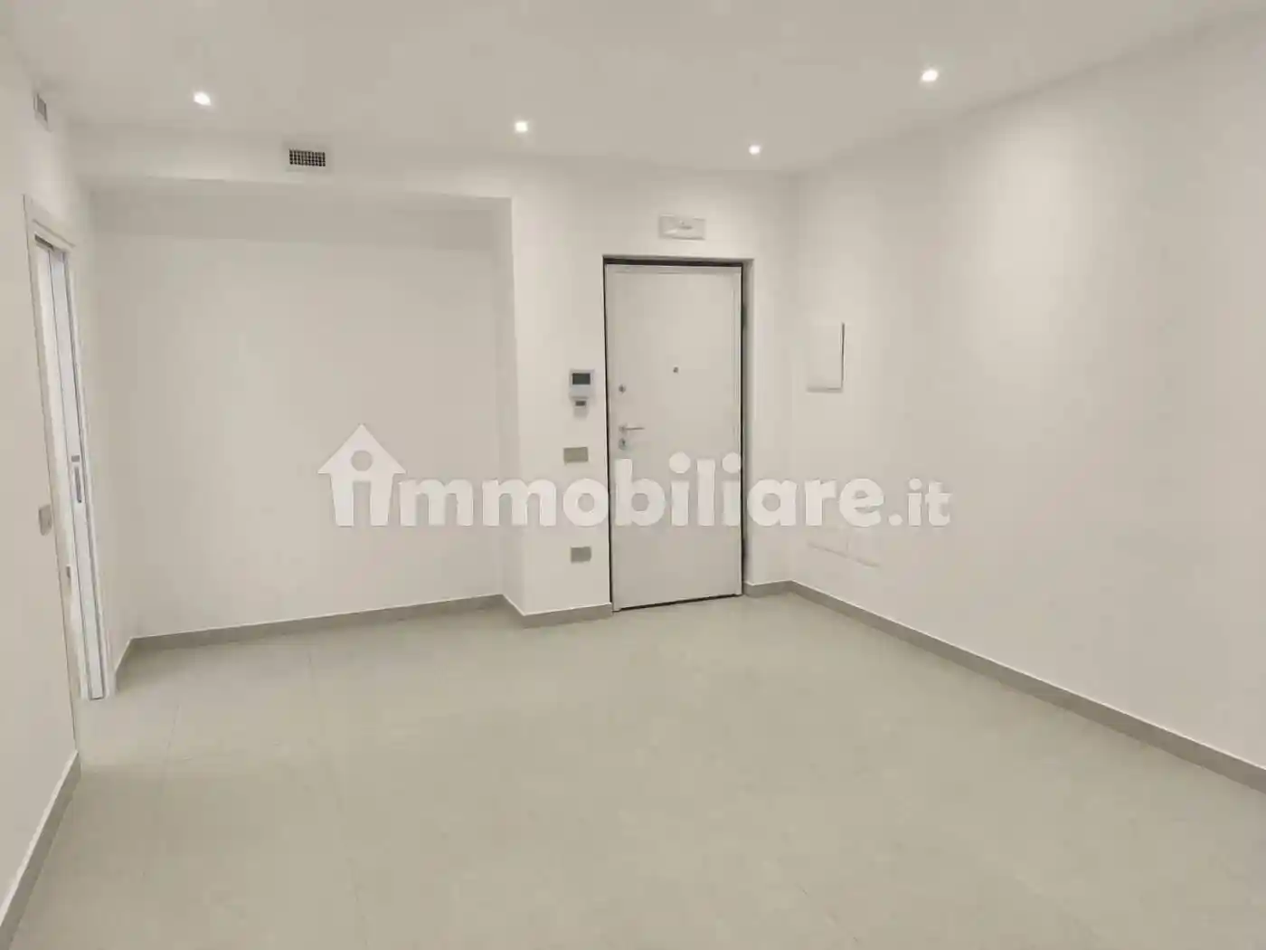 Appartamento in affitto a Quarto