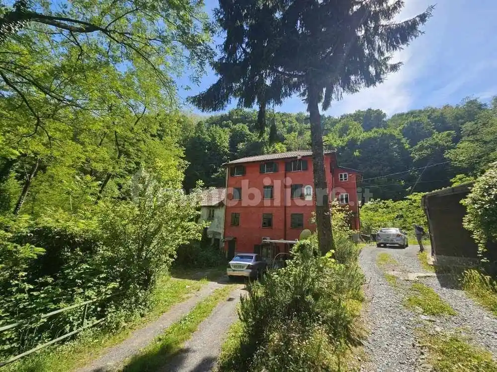 Appartamento in vendita a Ceranesi