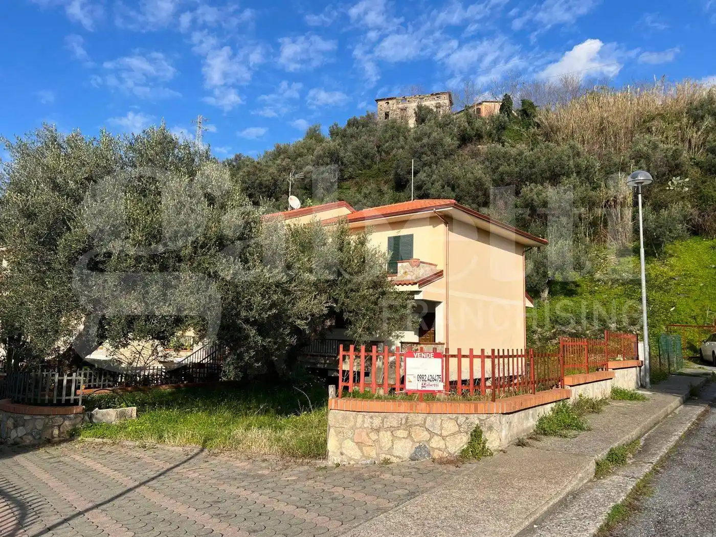 Villa in vendita a Longobardi