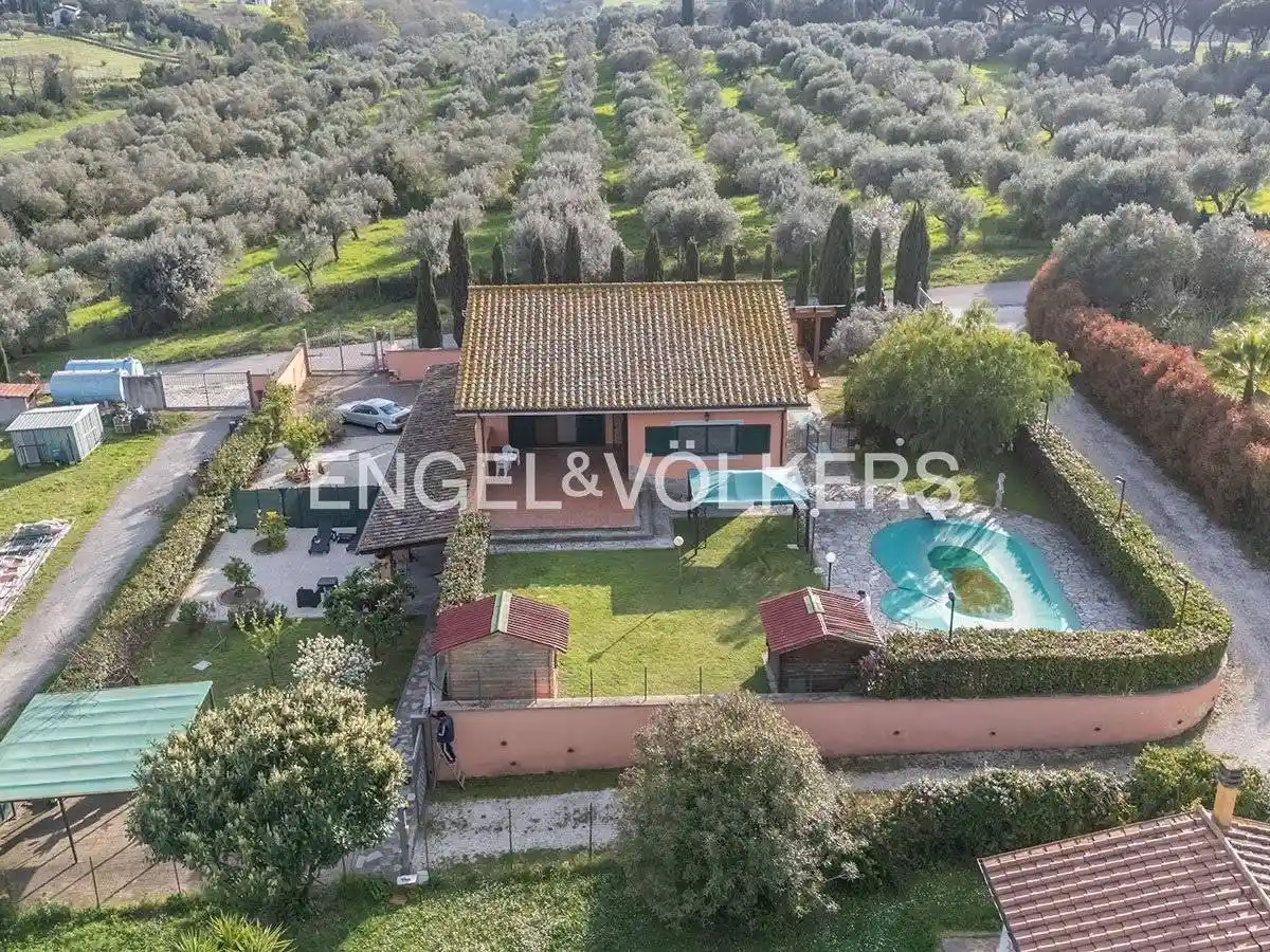 Villa in affitto a Roma