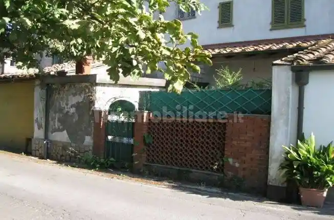 Appartamento in vendita a Lucca