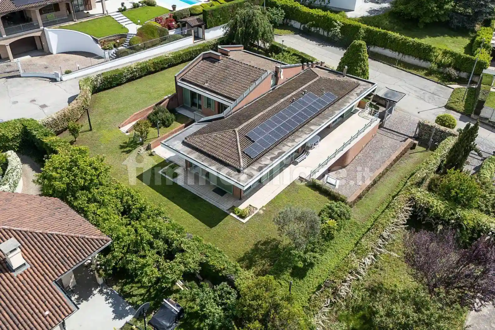 Villa - foto 2