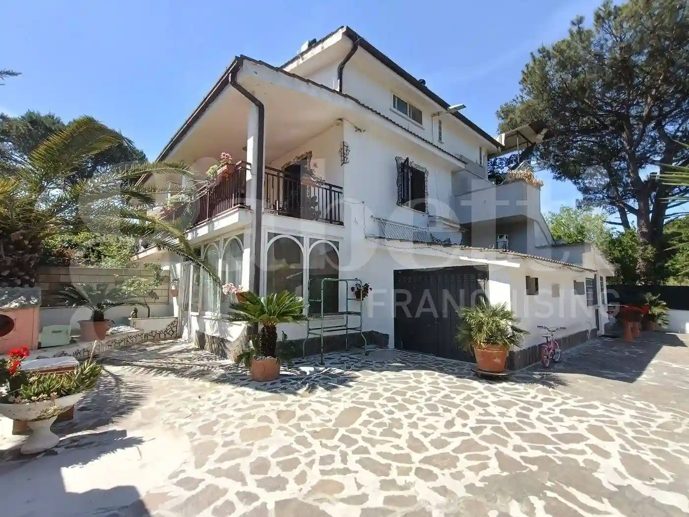 Villa - foto 2