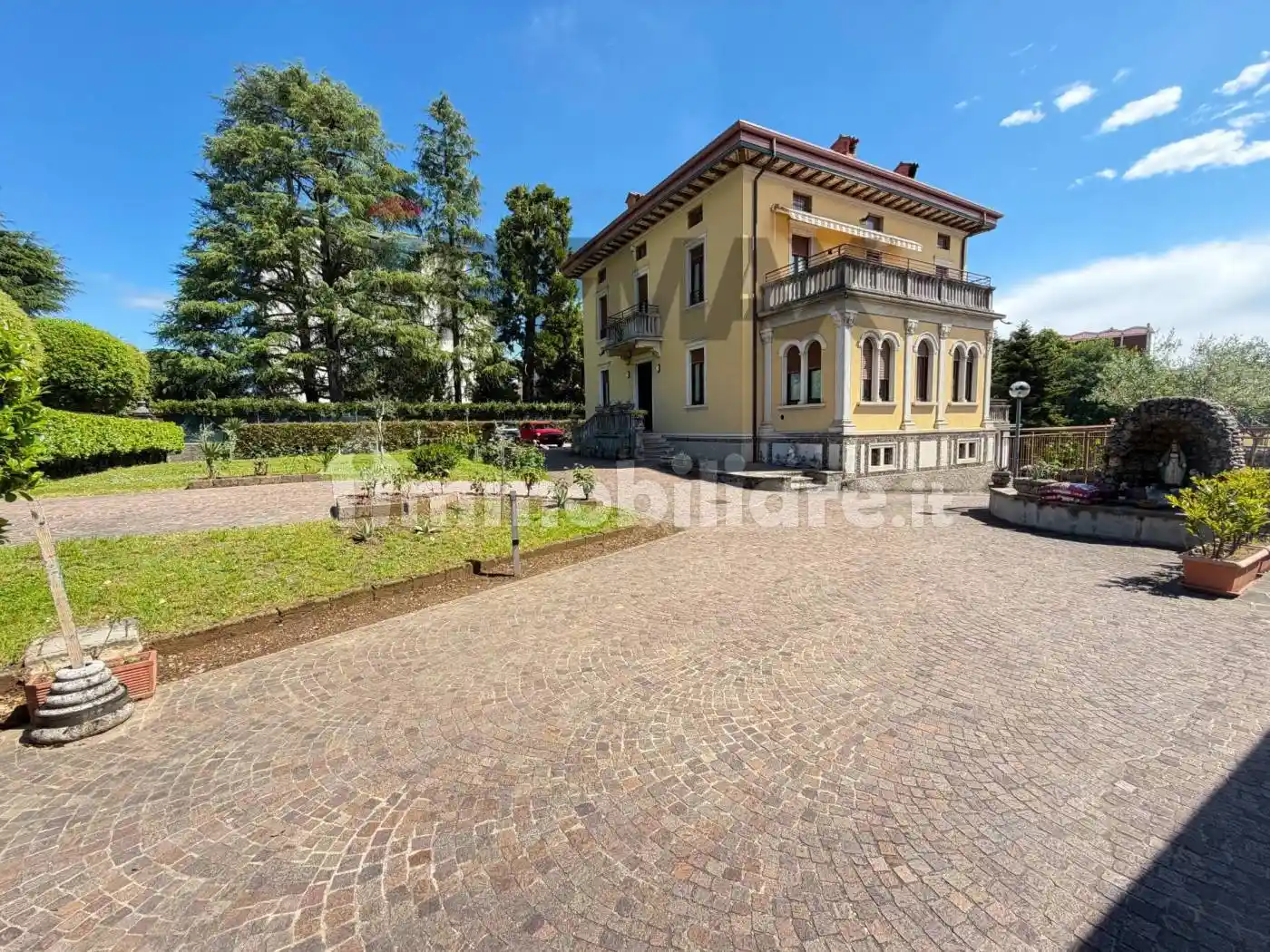 Villa in vendita a Ponte San Pietro