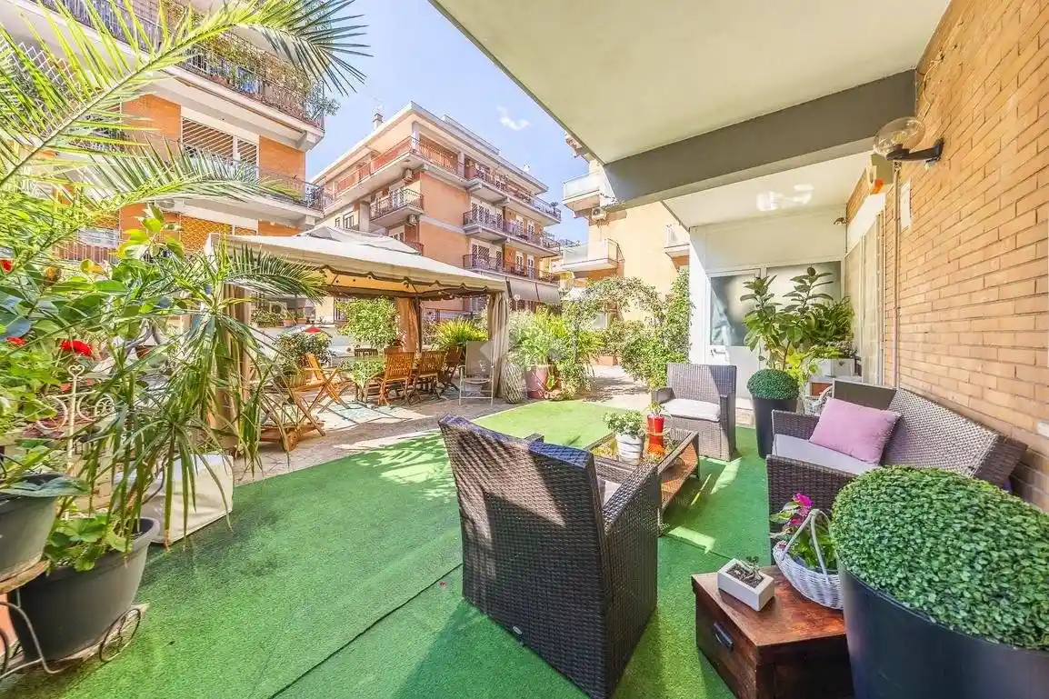 Appartamento in vendita a Roma