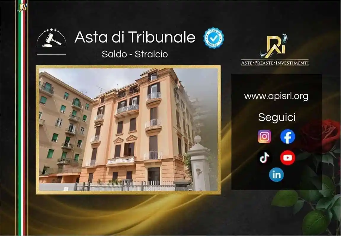 Appartamento in vendita a Napoli