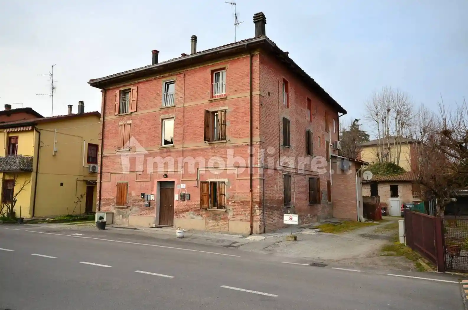 Casa indipendente in vendita a Valsamoggia