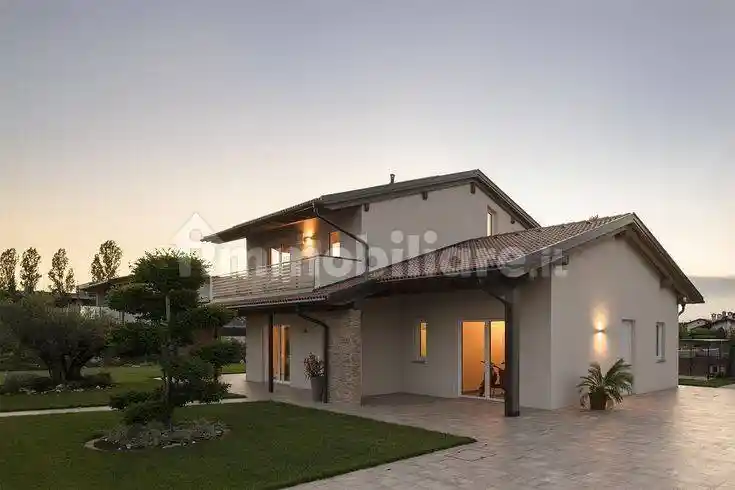 Villa in affitto a Chiuduno