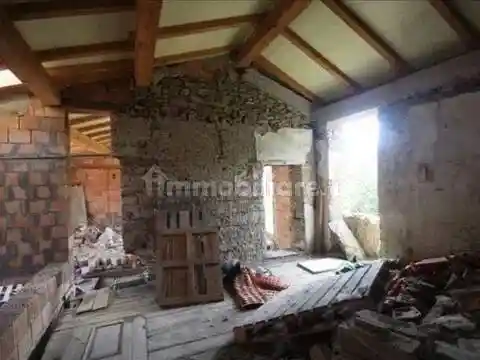 Villa in vendita a Borgomaro