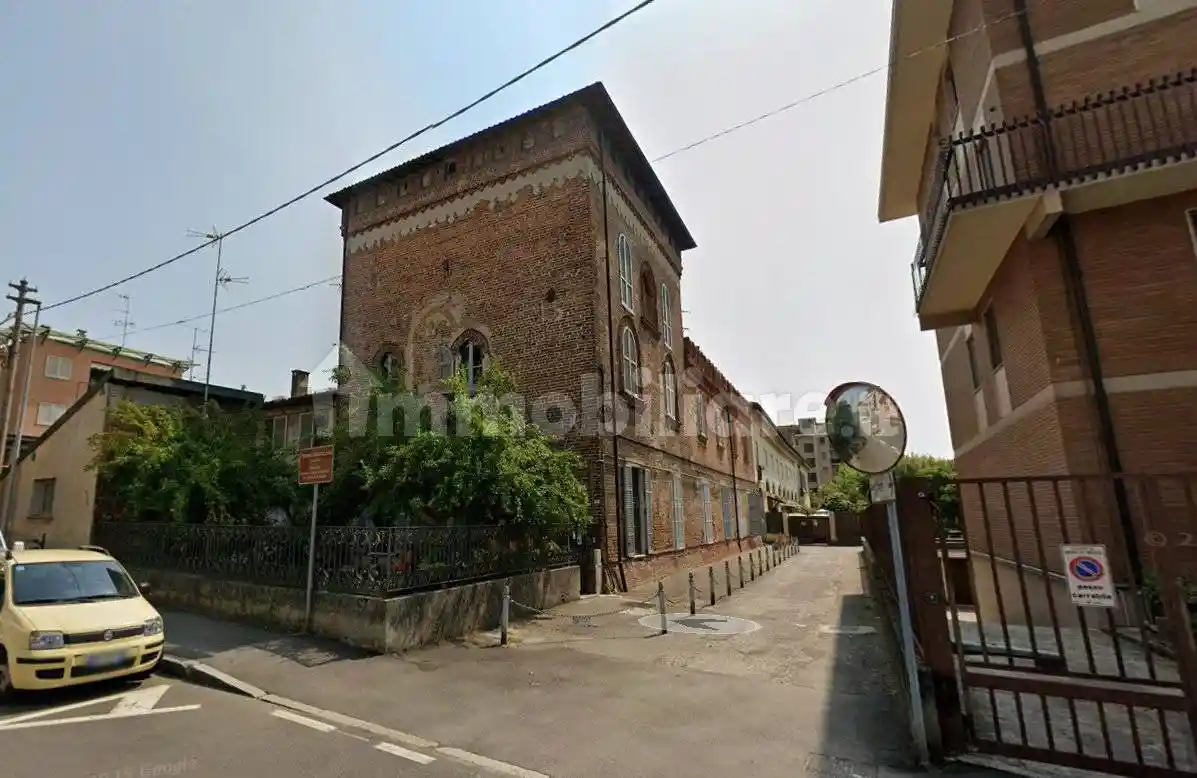Appartamento in vendita a Locate di Triulzi