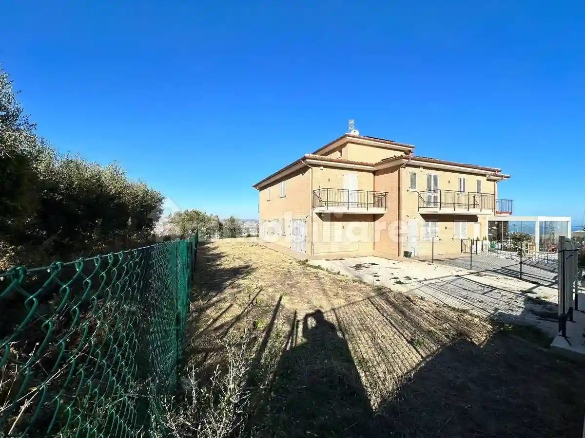 Villetta a schiera - foto 2