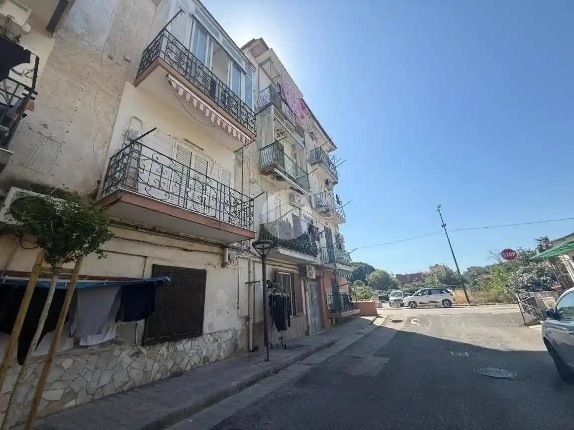 Appartamento in vendita a Napoli