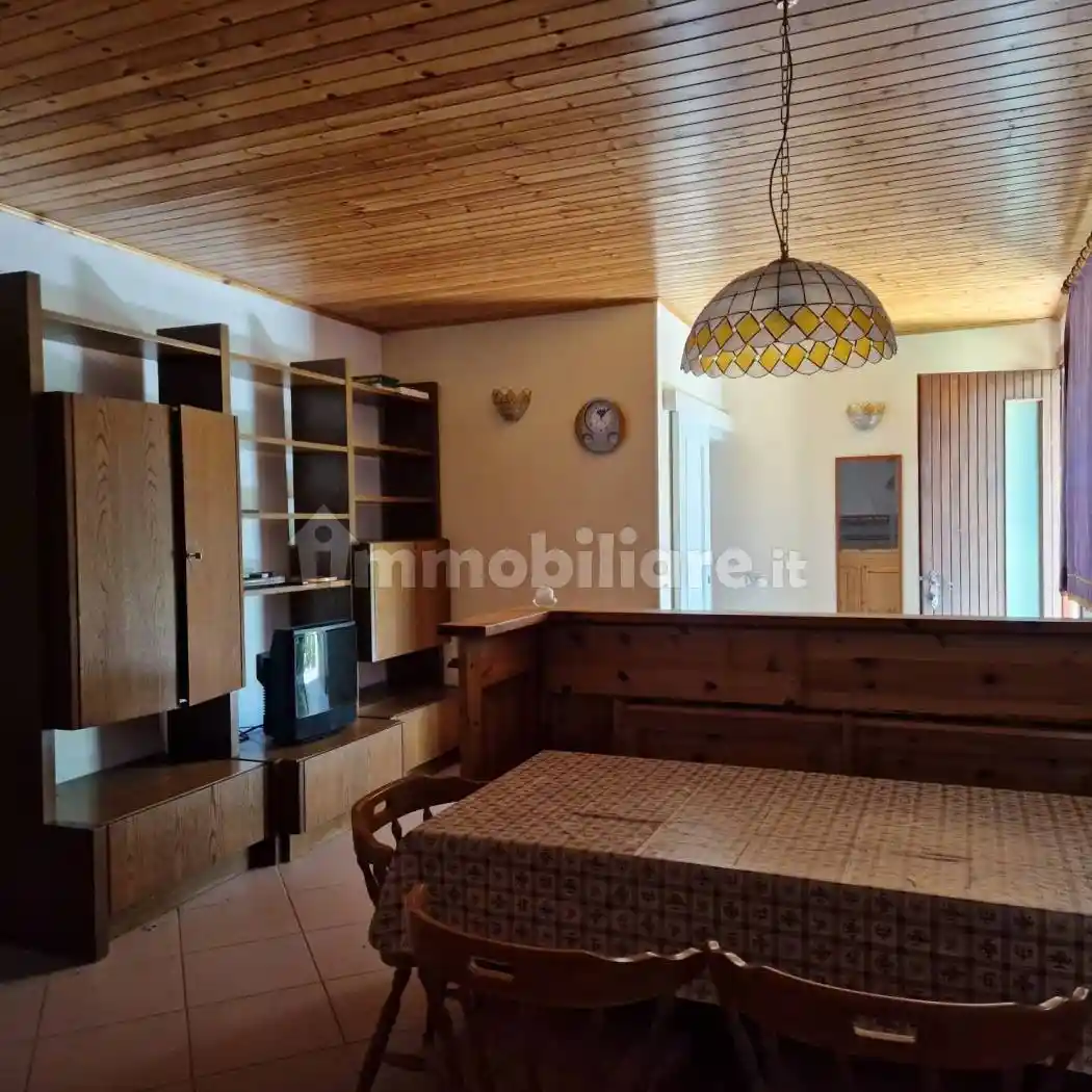 Appartamento in vendita a Ferrara di Monte Baldo