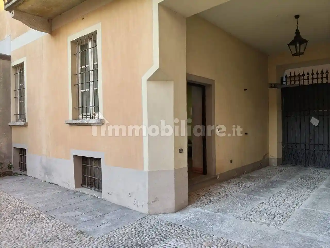 Appartamento in affitto a Novara