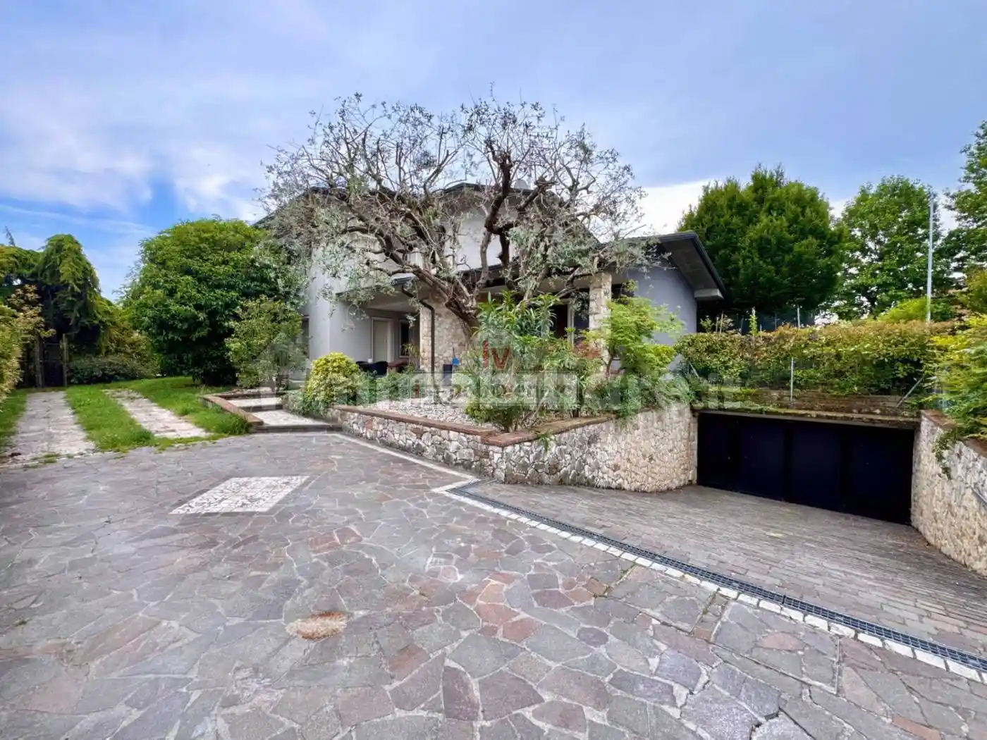 Casa indipendente in vendita a Brendola