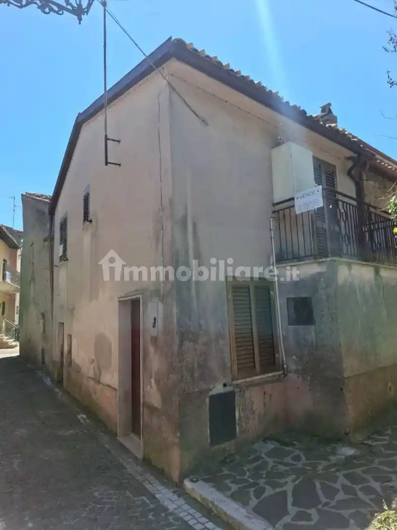 Appartamento in vendita a Civitella Roveto