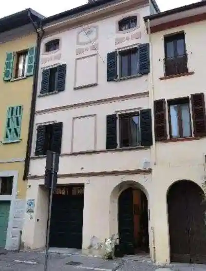 Casa indipendente in vendita a Cremona