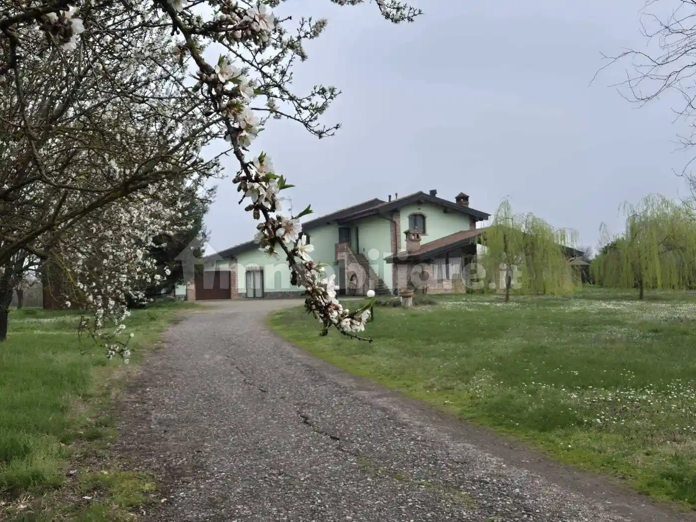 Rustico - Casale in vendita a Borgonovo Val Tidone