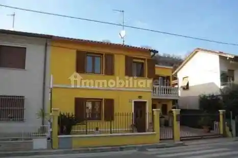 Appartamento in vendita a Fano