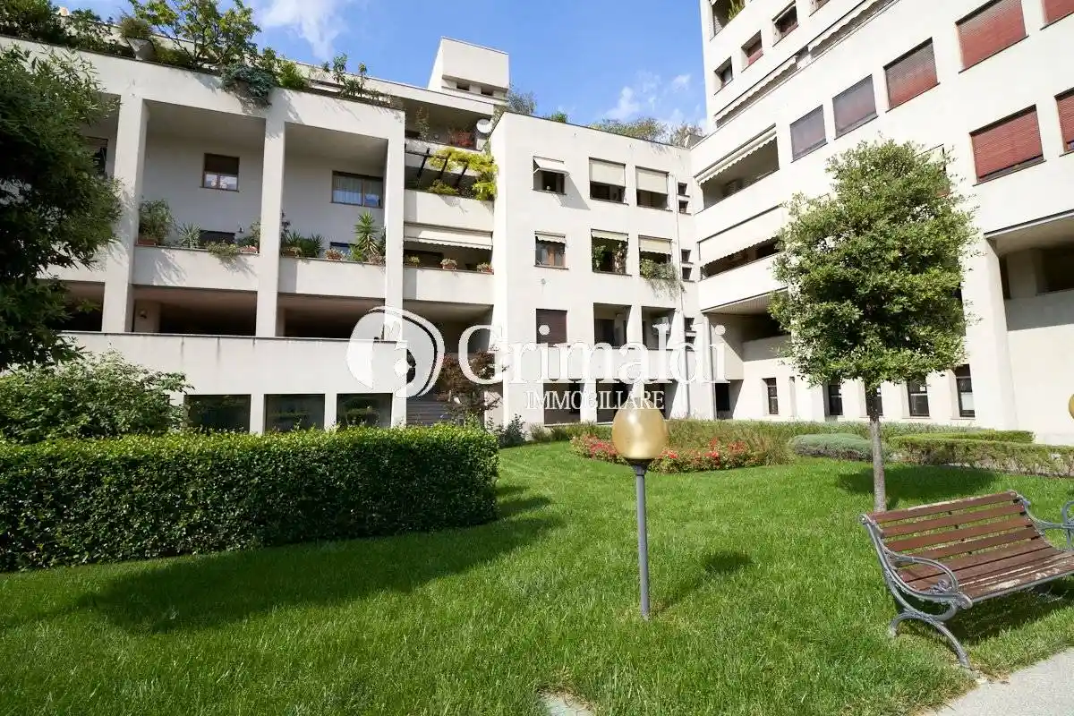Appartamento in affitto a Monza