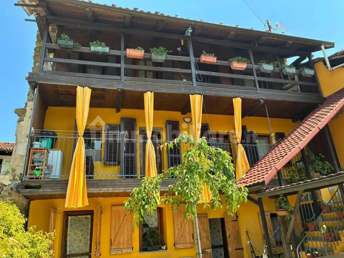 Rustico - Casale in vendita a Forno Canavese