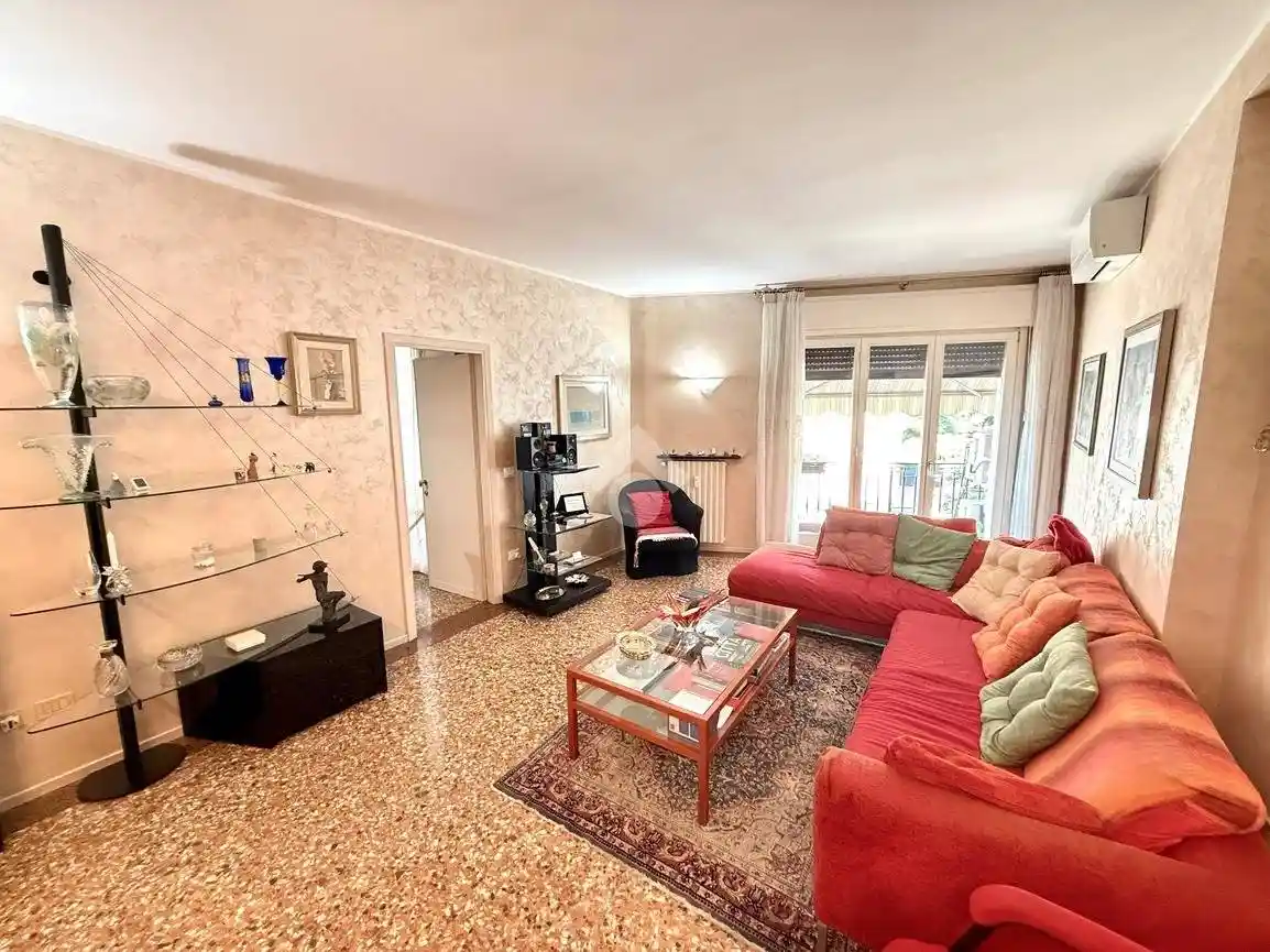 Appartamento in vendita a Padova