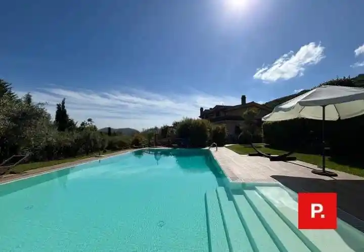 Villa in vendita a Castel Morrone