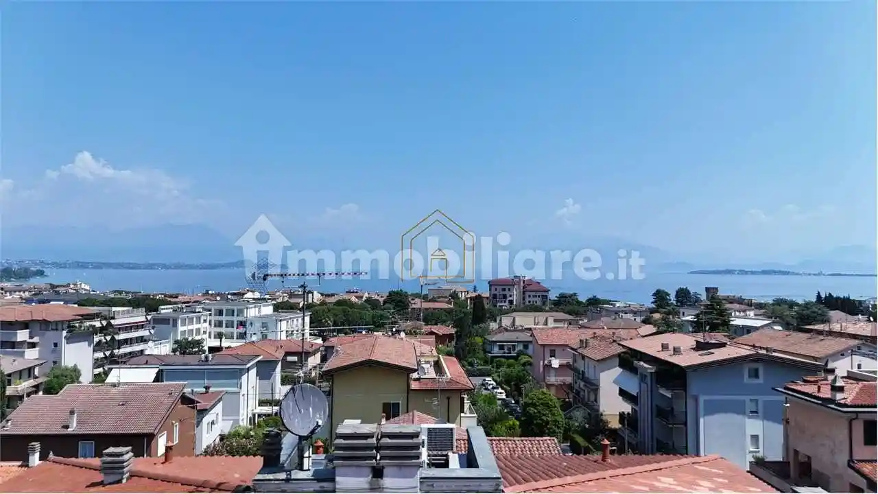 Attico - Mansarda in vendita a Desenzano del Garda