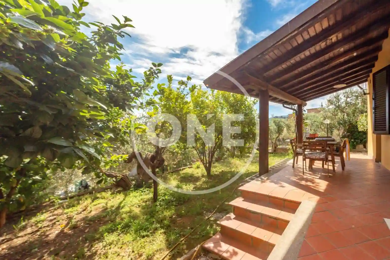 Villa - foto 2