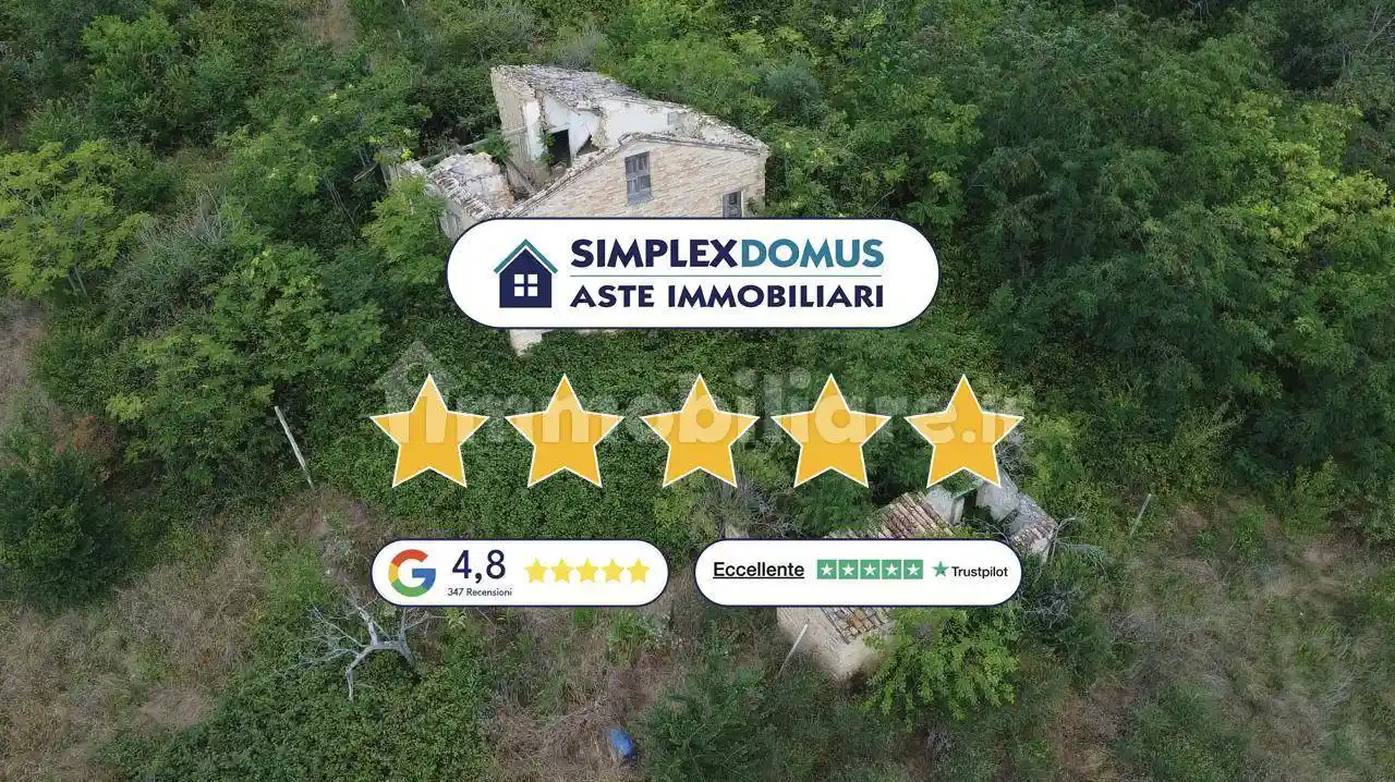 Villa in vendita a Loro Piceno
