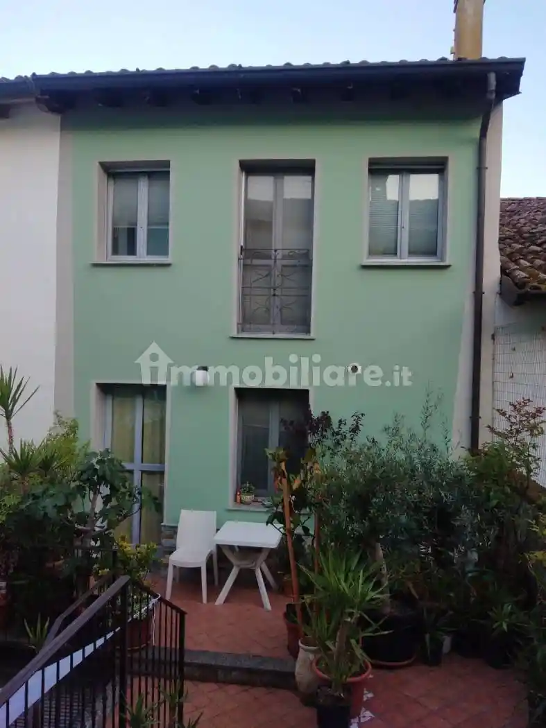Casa indipendente in affitto a Pizzighettone
