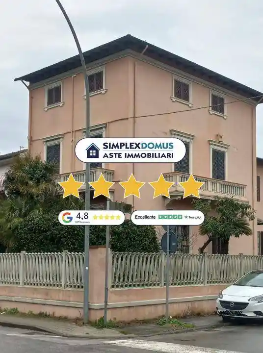 Appartamento in vendita a Viareggio