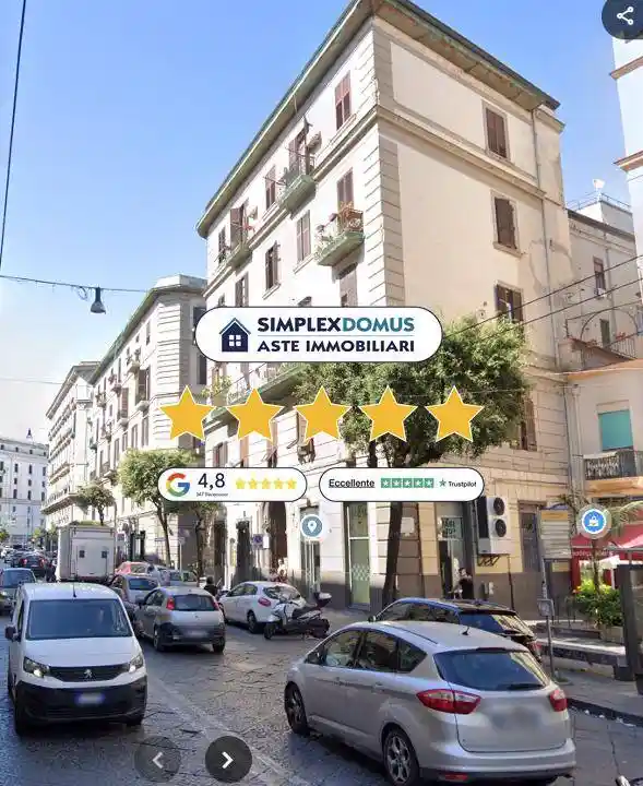 Appartamento in vendita a Napoli